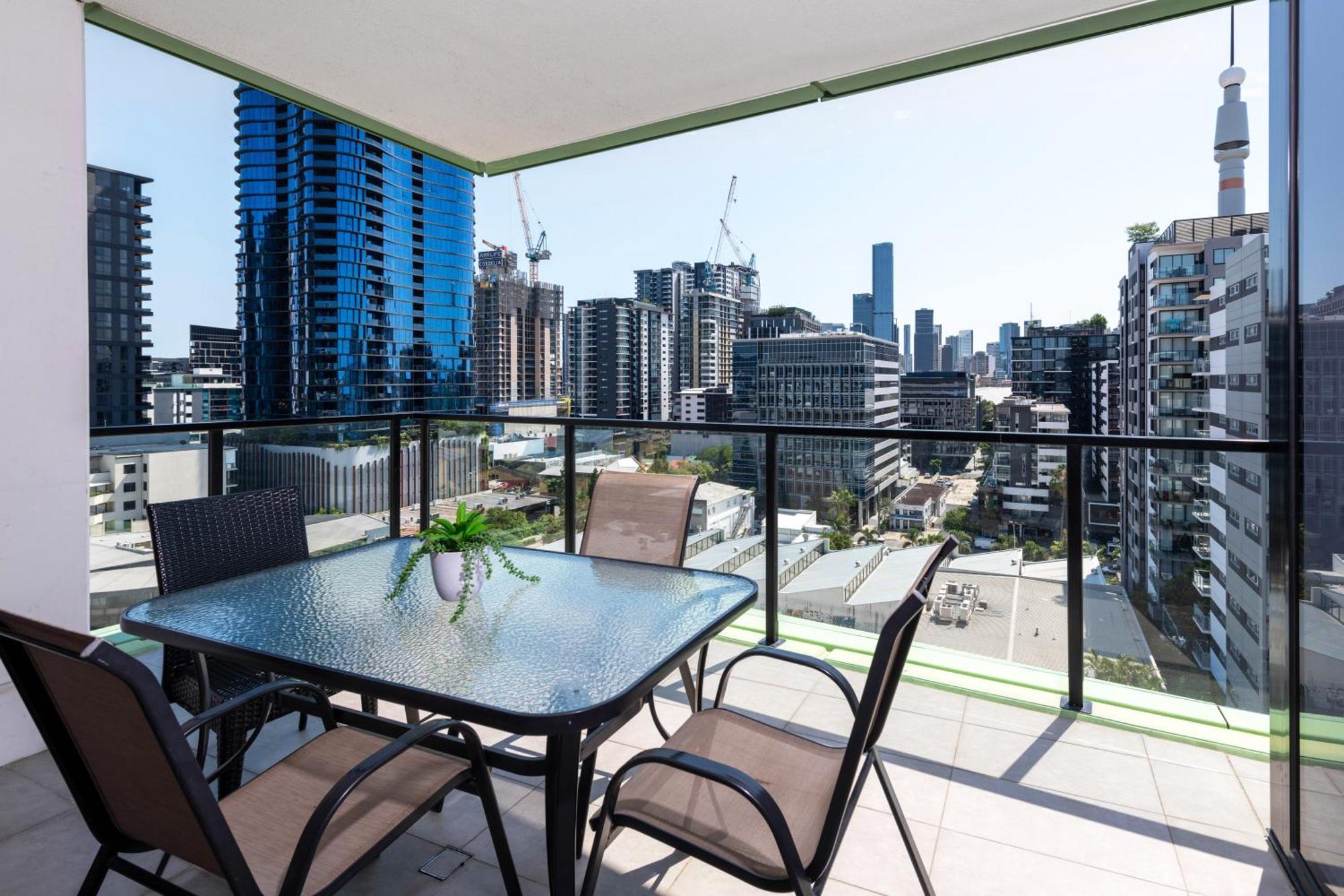 Arena Apartments By Cllix Brisbane Bagian luar foto